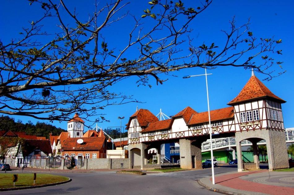 Quartos Proximos A Oktoberfest, Em 布卢梅瑙 外观 照片